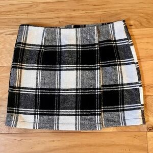 Plaid Black and White Women's Skirt